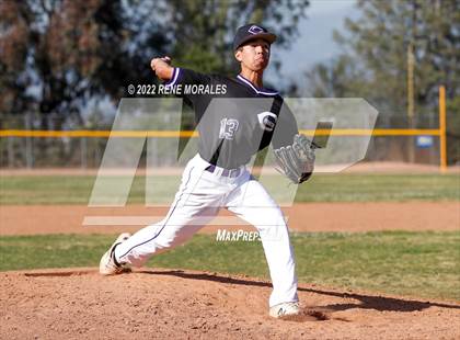 Thumbnail 2 in Bishop Amat vs Cathedral photogallery.