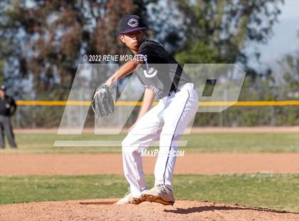 Thumbnail 3 in Bishop Amat vs Cathedral photogallery.