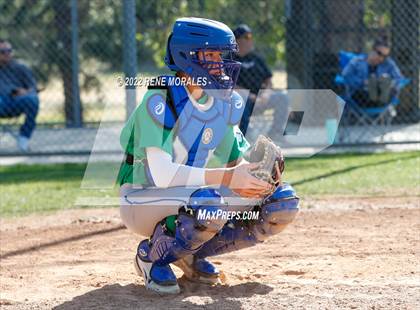 Thumbnail 2 in Bishop Amat vs Cathedral photogallery.