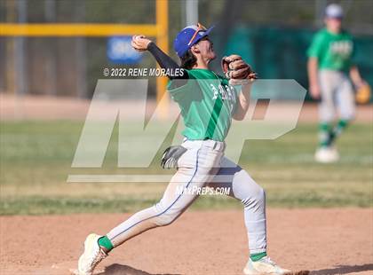 Thumbnail 2 in Bishop Amat vs Cathedral photogallery.