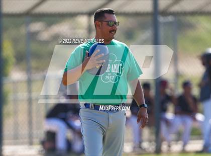 Thumbnail 3 in Bishop Amat vs Cathedral photogallery.