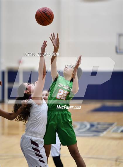 Thumbnail 3 in Houston [Sam] vs Highlands photogallery.