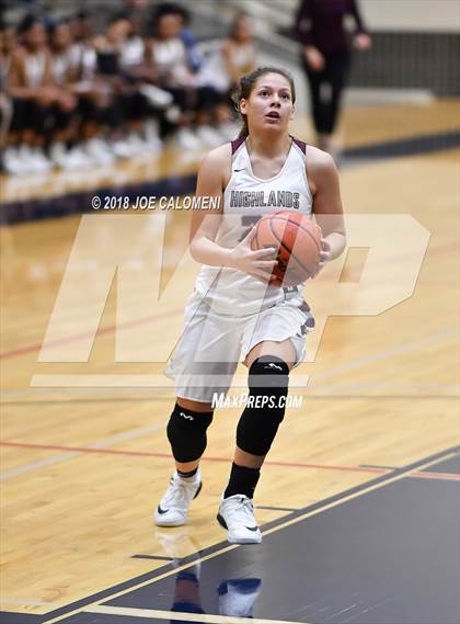 Thumbnail 2 in Houston [Sam] vs Highlands photogallery.