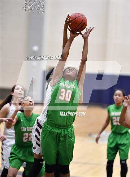 Thumbnail 3 in Houston [Sam] vs Highlands photogallery.