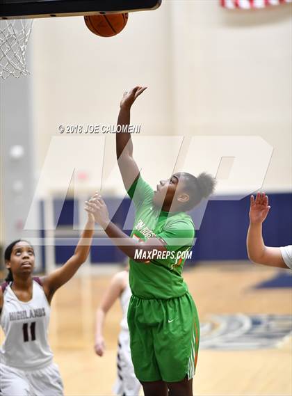 Thumbnail 2 in Houston [Sam] vs Highlands photogallery.