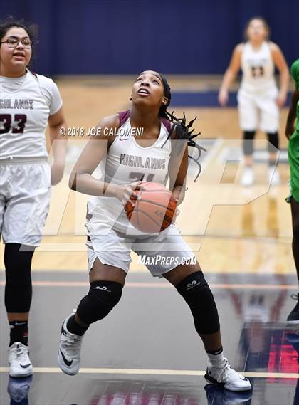 Thumbnail 1 in Houston [Sam] vs Highlands photogallery.