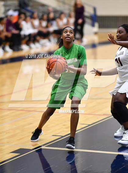 Thumbnail 1 in Houston [Sam] vs Highlands photogallery.