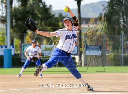 Thumbnail 3 in Crescenta Valley @ Burbank photogallery.