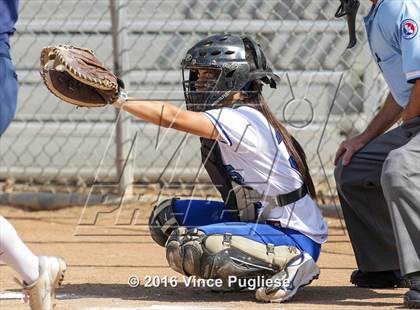 Thumbnail 3 in Crescenta Valley @ Burbank photogallery.