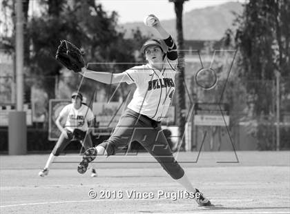 Thumbnail 3 in Crescenta Valley @ Burbank photogallery.