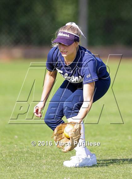 Thumbnail 2 in Crescenta Valley @ Burbank photogallery.