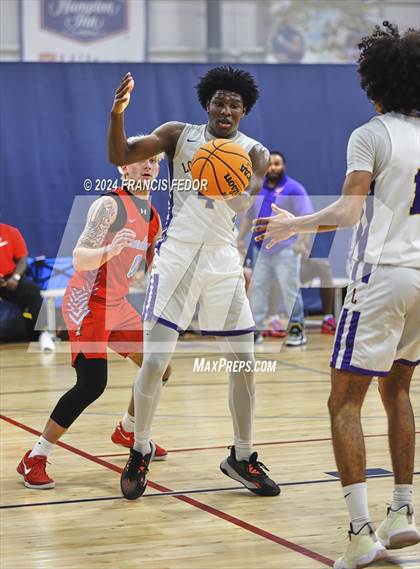 Thumbnail 2 in Martin County vs. Lennard (Tampa Bay Christmas Invitational) photogallery.
