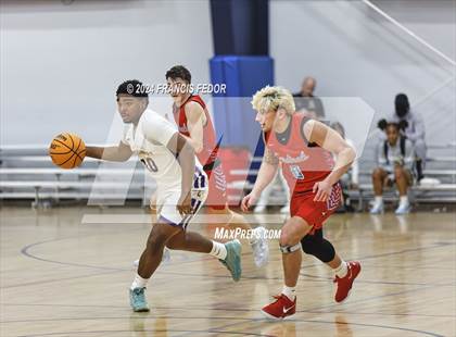 Thumbnail 2 in Martin County vs. Lennard (Tampa Bay Christmas Invitational) photogallery.