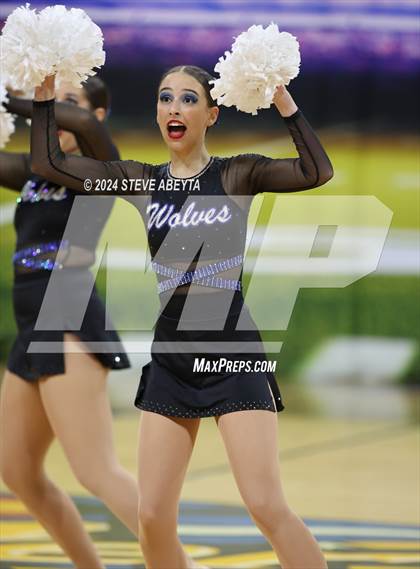Thumbnail 1 in Grandview (CHSAA 5A State Spirit Championships) photogallery.