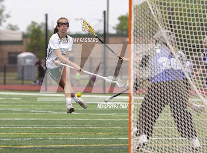 Thumbnail 2 in Riverhead vs William Floyd photogallery.