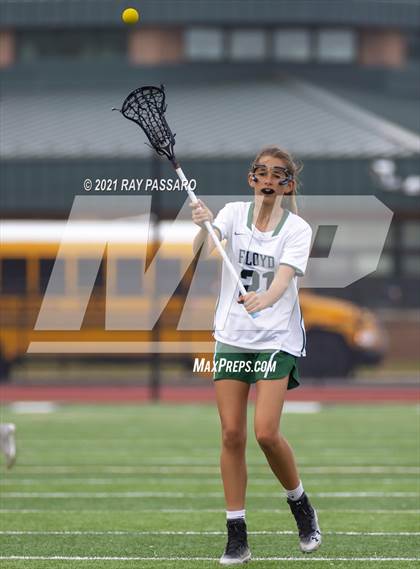 Thumbnail 1 in Riverhead vs William Floyd photogallery.