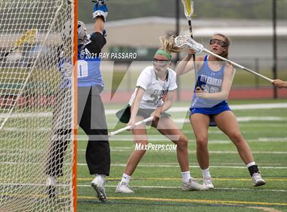 Thumbnail 1 in Riverhead vs William Floyd photogallery.