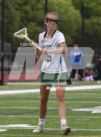 Thumbnail 3 in Riverhead vs William Floyd photogallery.