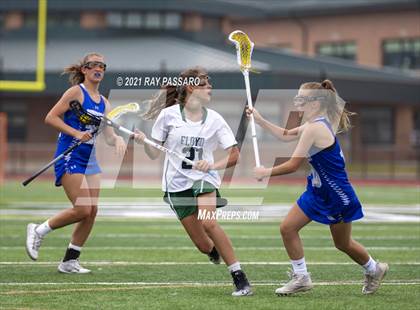 Thumbnail 3 in Riverhead vs William Floyd photogallery.