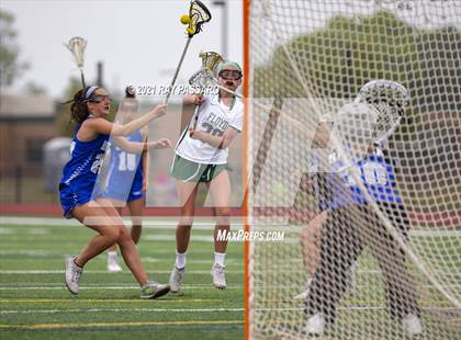 Thumbnail 3 in Riverhead vs William Floyd photogallery.