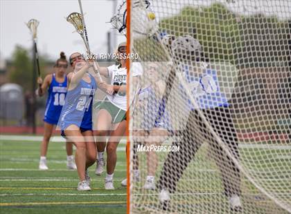 Thumbnail 3 in Riverhead vs William Floyd photogallery.