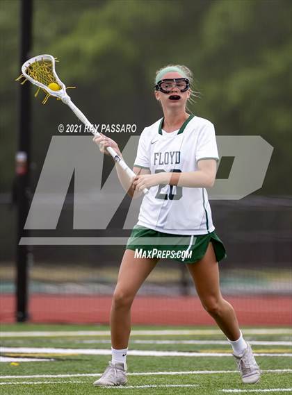 Thumbnail 3 in Riverhead vs William Floyd photogallery.