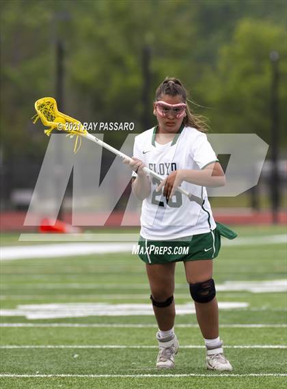 Thumbnail 1 in Riverhead vs William Floyd photogallery.