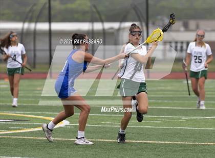 Thumbnail 3 in Riverhead vs William Floyd photogallery.