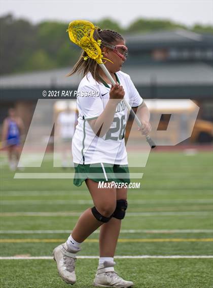 Thumbnail 3 in Riverhead vs William Floyd photogallery.