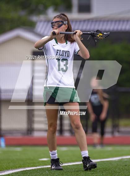 Thumbnail 2 in Riverhead vs William Floyd photogallery.