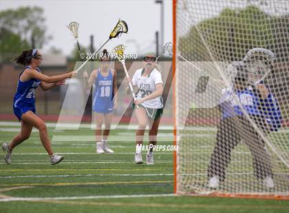 Thumbnail 3 in Riverhead vs William Floyd photogallery.
