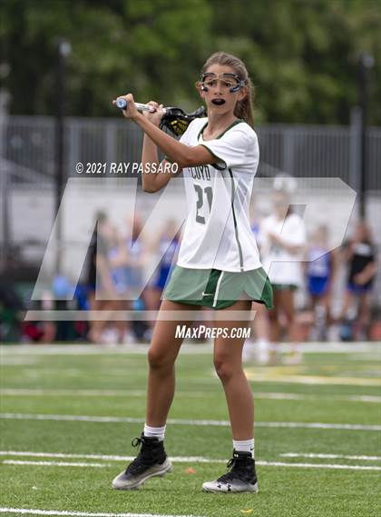 Thumbnail 3 in Riverhead vs William Floyd photogallery.