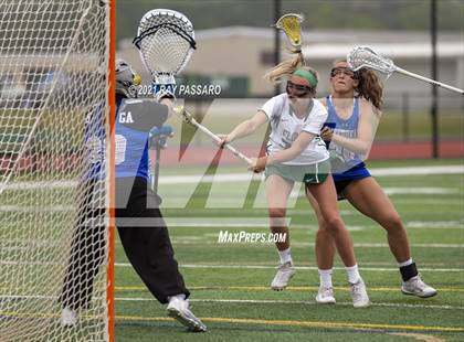 Thumbnail 2 in Riverhead vs William Floyd photogallery.