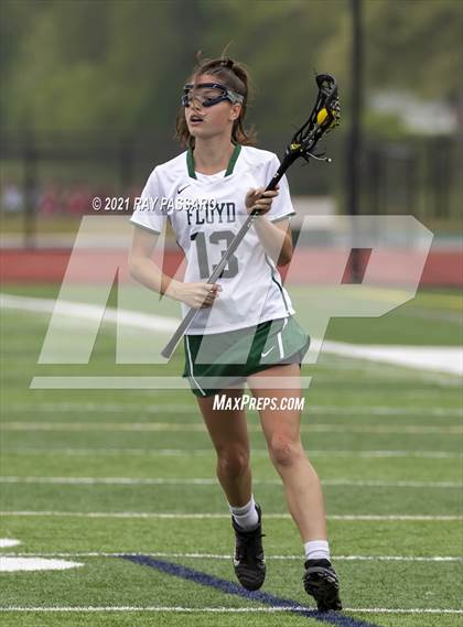 Thumbnail 1 in Riverhead vs William Floyd photogallery.