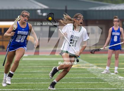Thumbnail 3 in Riverhead vs William Floyd photogallery.