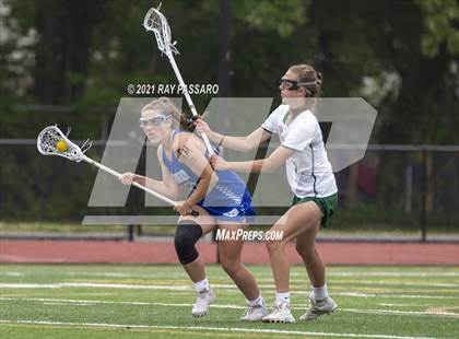 Thumbnail 3 in Riverhead vs William Floyd photogallery.