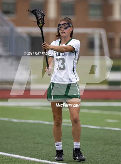 Thumbnail 3 in Riverhead vs William Floyd photogallery.