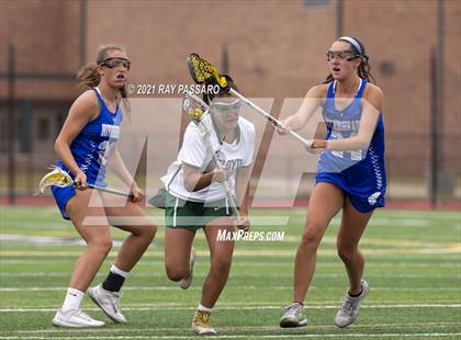 Thumbnail 1 in Riverhead vs William Floyd photogallery.
