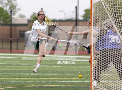 Thumbnail 3 in Riverhead vs William Floyd photogallery.