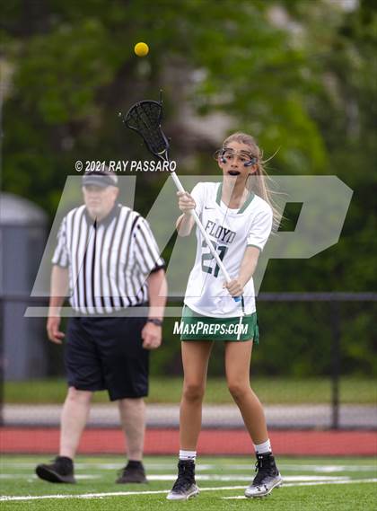 Thumbnail 2 in Riverhead vs William Floyd photogallery.