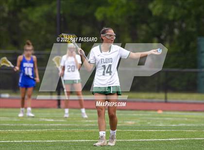 Thumbnail 3 in Riverhead vs William Floyd photogallery.