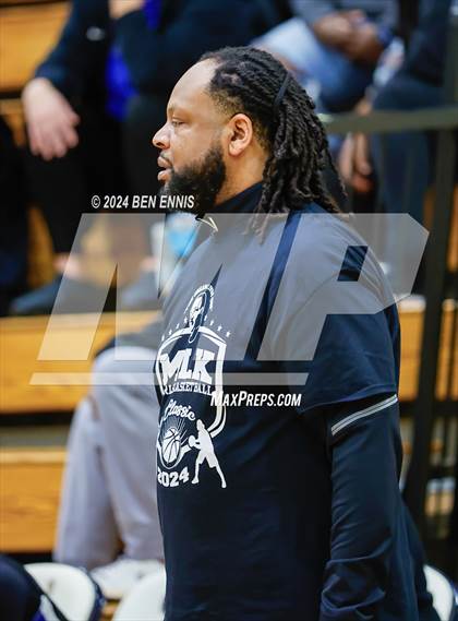Thumbnail 3 in Grayson vs. IMG Academy (MLK Day Classic) photogallery.