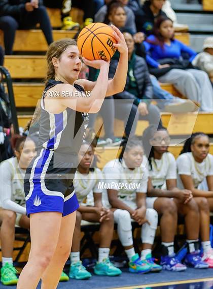 Thumbnail 1 in Grayson vs. IMG Academy (MLK Day Classic) photogallery.
