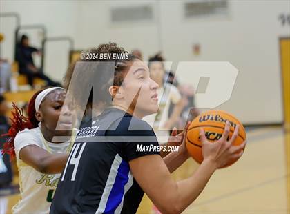 Thumbnail 1 in Grayson vs. IMG Academy (MLK Day Classic) photogallery.