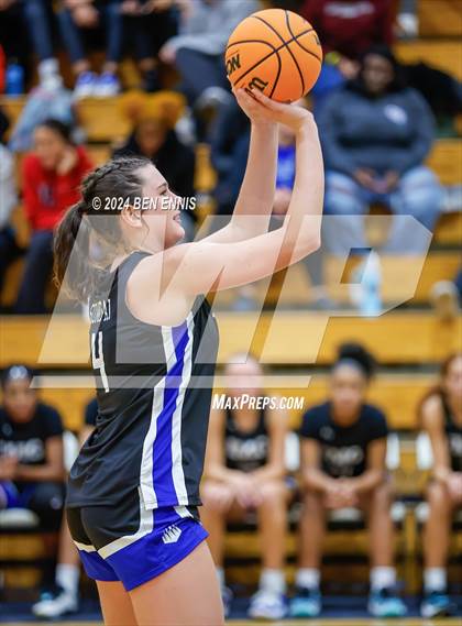 Thumbnail 1 in Grayson vs. IMG Academy (MLK Day Classic) photogallery.
