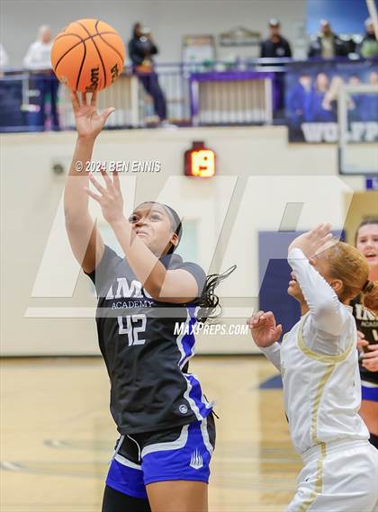 Thumbnail 3 in Grayson vs. IMG Academy (MLK Day Classic) photogallery.