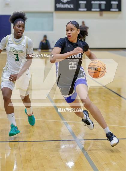 Thumbnail 1 in Grayson vs. IMG Academy (MLK Day Classic) photogallery.