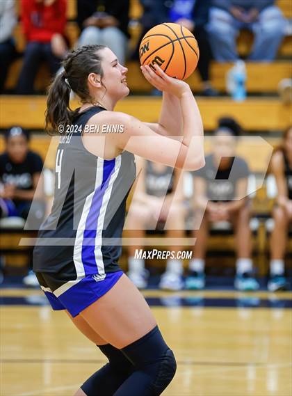 Thumbnail 3 in Grayson vs. IMG Academy (MLK Day Classic) photogallery.