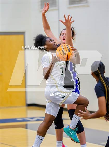 Thumbnail 1 in Grayson vs. IMG Academy (MLK Day Classic) photogallery.