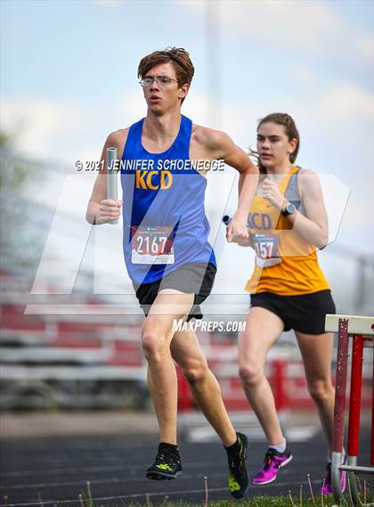 Thumbnail 2 in KHSAA North Central Track Conference Championship photogallery.